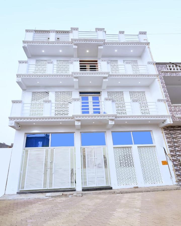 Hn Palace Homestay Agra  Exteriér fotografie
