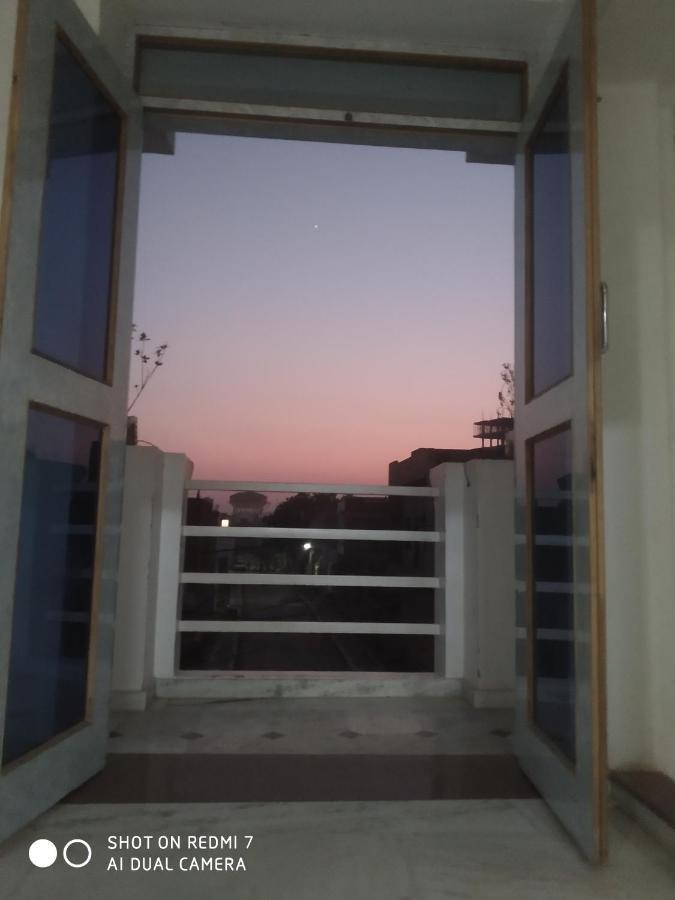 Hn Palace Homestay Agra  Exteriér fotografie